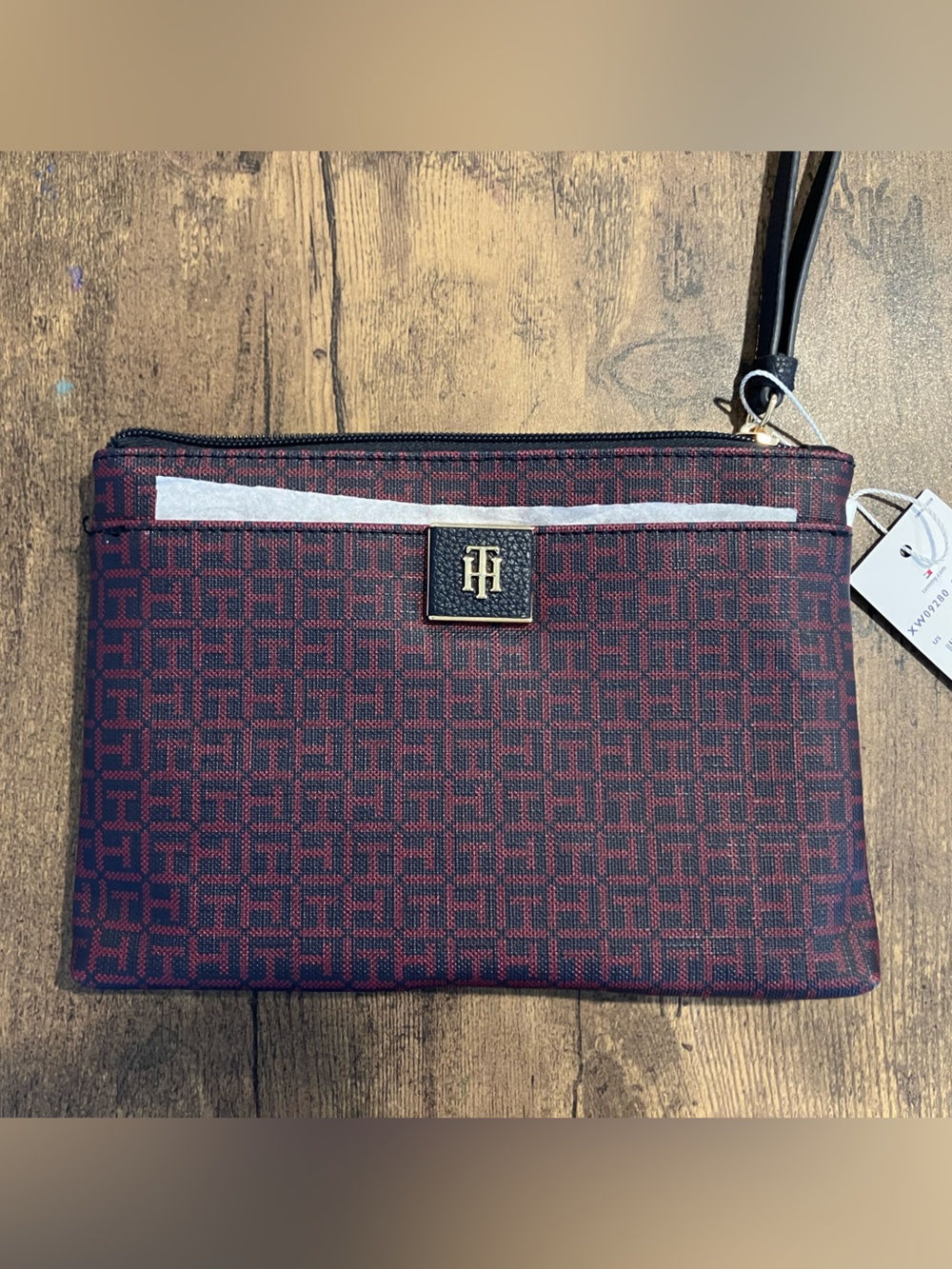 Tommy Hilfiger wallet